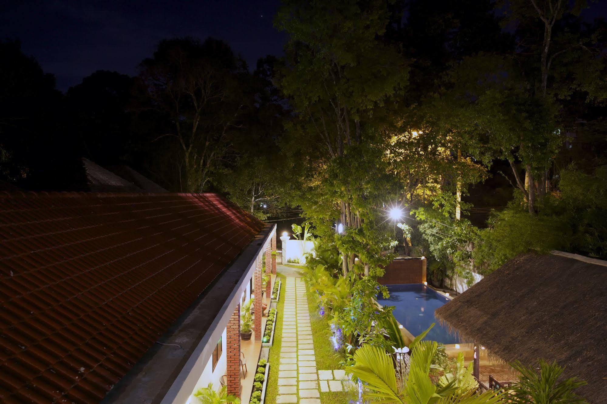 Samatika Villa Boutique Siem Reap Exterior photo
